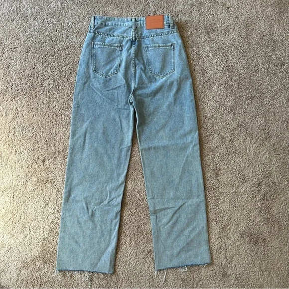 Princess Polly PP DNM Kalinda Light Wash Denim Blue Jeans Size 4 - Picture 4 of 13